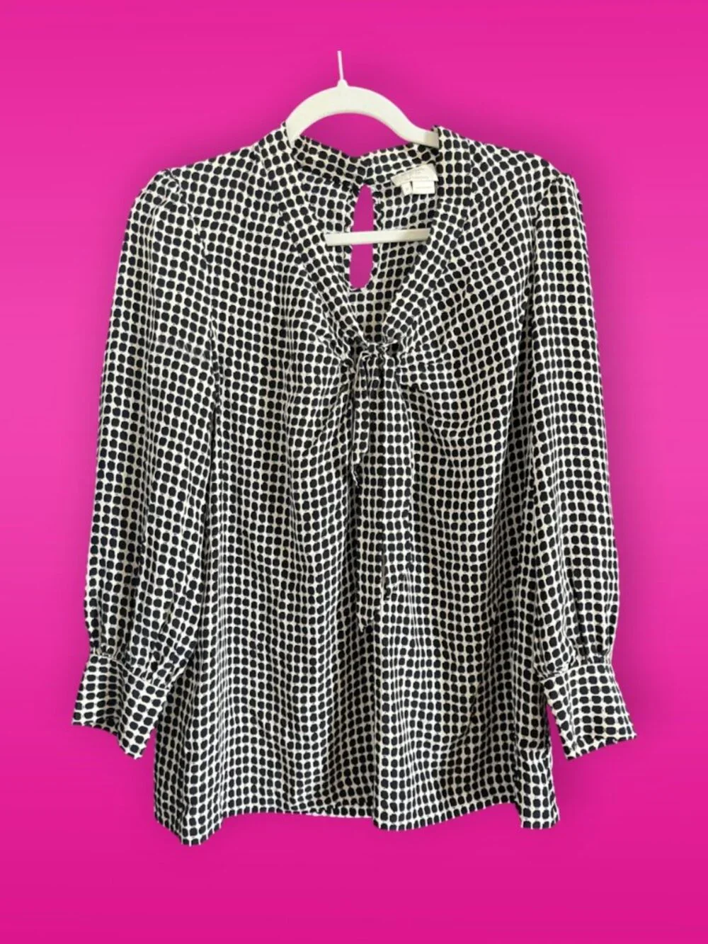✨ Kate Spade New York | 100% Silk Black & Cream Lantern Print Tie-Neck Blouse